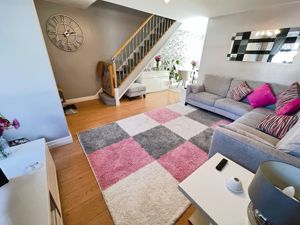 Lounge- click for photo gallery
